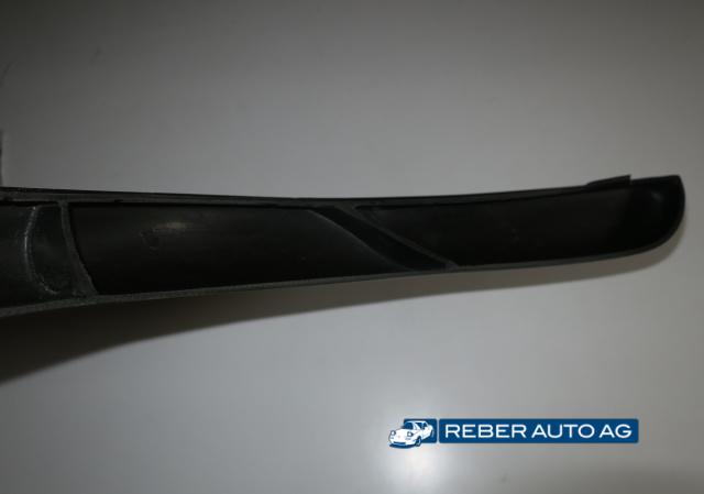 Detailansicht Heckspoilerlippe unten für Mazda MX-5 NA (1990–1997) – Kunststoff lackierbereit, hochwertige Verarbeitung