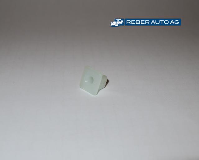 Kunststoffmutter klein für Blechschraube 999100401 Original Mazda MX-5 NA NB NBFL 1990-2005