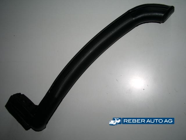 Mazda MX-5 NA Verdeckdichtung hinten rechts NA01R1413C – Original Mazda Gummidichtung inkl. 2 Montagestopfen 1990-1997
