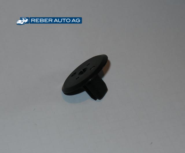 Clip Schraubenkäfig Kotflügel Stossfänger vorne B09250032 Original Mazda MX-5 NA 1990-1997
