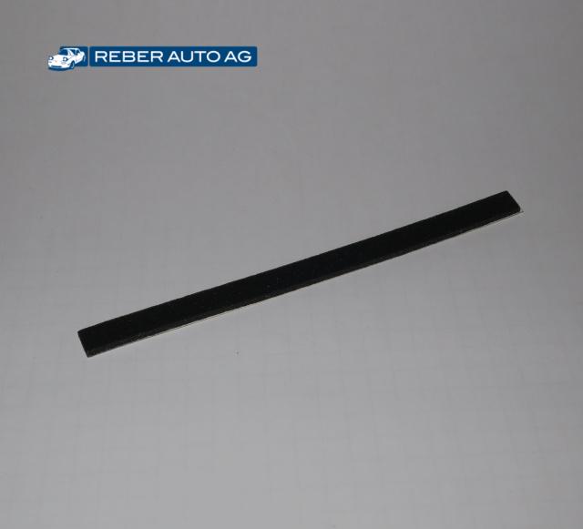 Dichtungsstreifen Stossfänger vorne N06650M15 Original Mazda MX-5 NBFL 2001-2005

