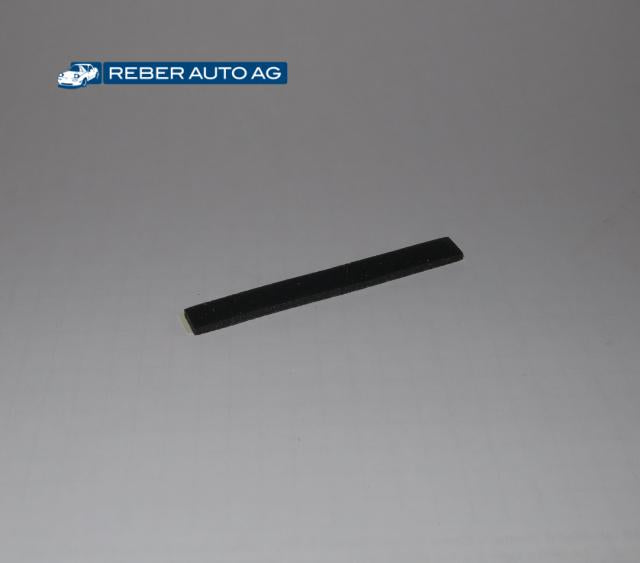 Dichtungsstreifen Stossfänger vorne N06650M25 Original Mazda MX-5 NBFL 2001-2005
