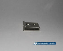 Klammer Schmutzfänger Abschluss hinten NAB705363IL Aftermarket Mazda MX-5 NA 1990-1994
