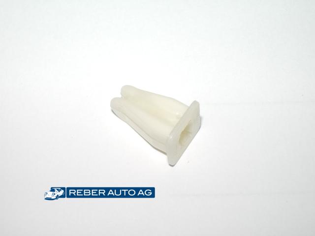 Kunststoffmutter Tagfahrlicht Halterung 63171367868 Mazda MX-5
