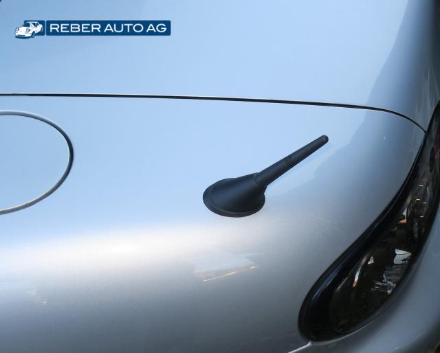 Mazda Antenne kurz DAB+ FM MX-5 NB NBFL 1998-2005 Nahaufnahme
