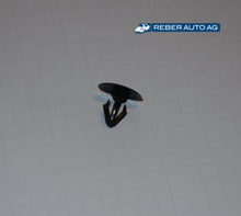 Mazda MX-5 NA Clip Gummiabdeckung vor Klappscheinwerfer Original NA0151SJ3 1990-1997
