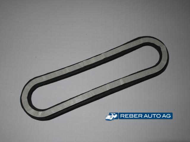 Mazda MX-5 Dichtung dritte Bremsleuchte Kofferraumdeckel NA 1995-1997 NA0151592B Detail
