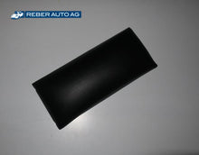 Mazda MX-5 NA Armauflage Mittelkonsole – Polsterung auf dem Mittelfachdeckel, passend für alle NA Modelle (1990–1997).
