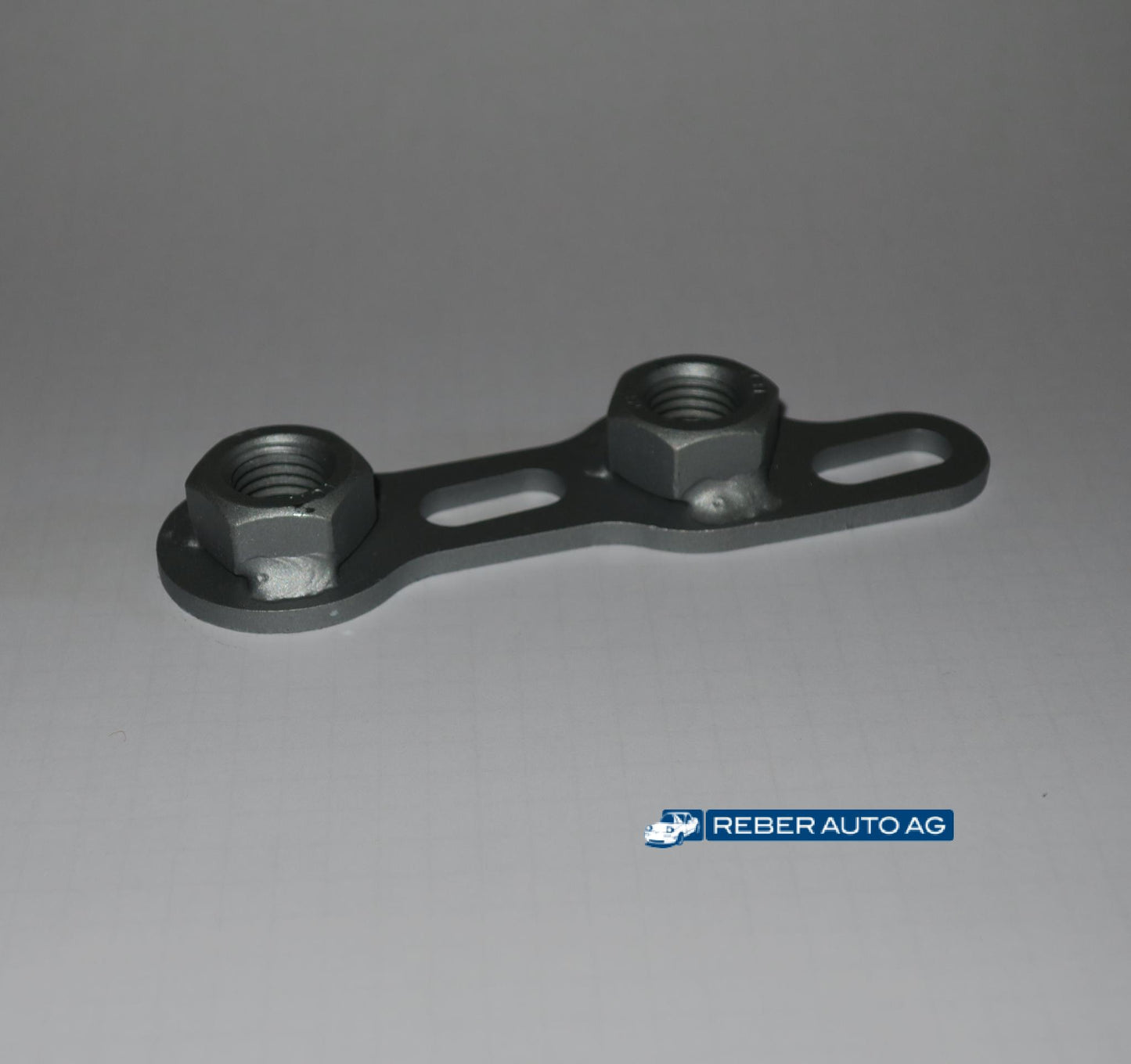 Mazda MX-5 NA/NB/NBFL Gewindeplatte Bolzen Triebwerkrahmen PPF (1990–2005) – Blech mit 2 aufgeschweissten Muttern und Befestigungsschlitzen

