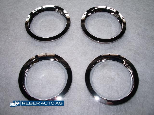 Mazda MX-5 NA/NB/NBFL Chromring Lüftungsdüsen – Selbstklebende Zierringe aus verchromtem Kunststoff, Set à 4 Stück (1990–2005).
