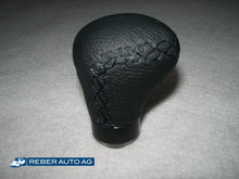 Mazda MX-5 NA/NB/NBFL/NC/NCFL/ND Schaltknauf Momo Anatomic – Lederschaltknauf schwarz von Momo, passend für alle MX-5 Generationen (1990–2026).
