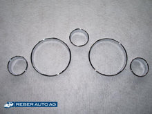 Mazda MX-5 NB Tachoringe Chrom – Set verchromter Zierringe für alle Tachoinstrumente, passend für NB Modelle von 1998 bis 2000.
