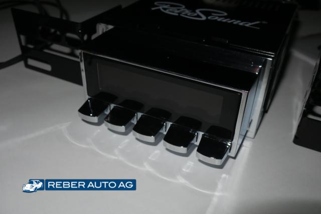 Mazda MX-5 RetroSound Radio ZUMA Chrom Detail
